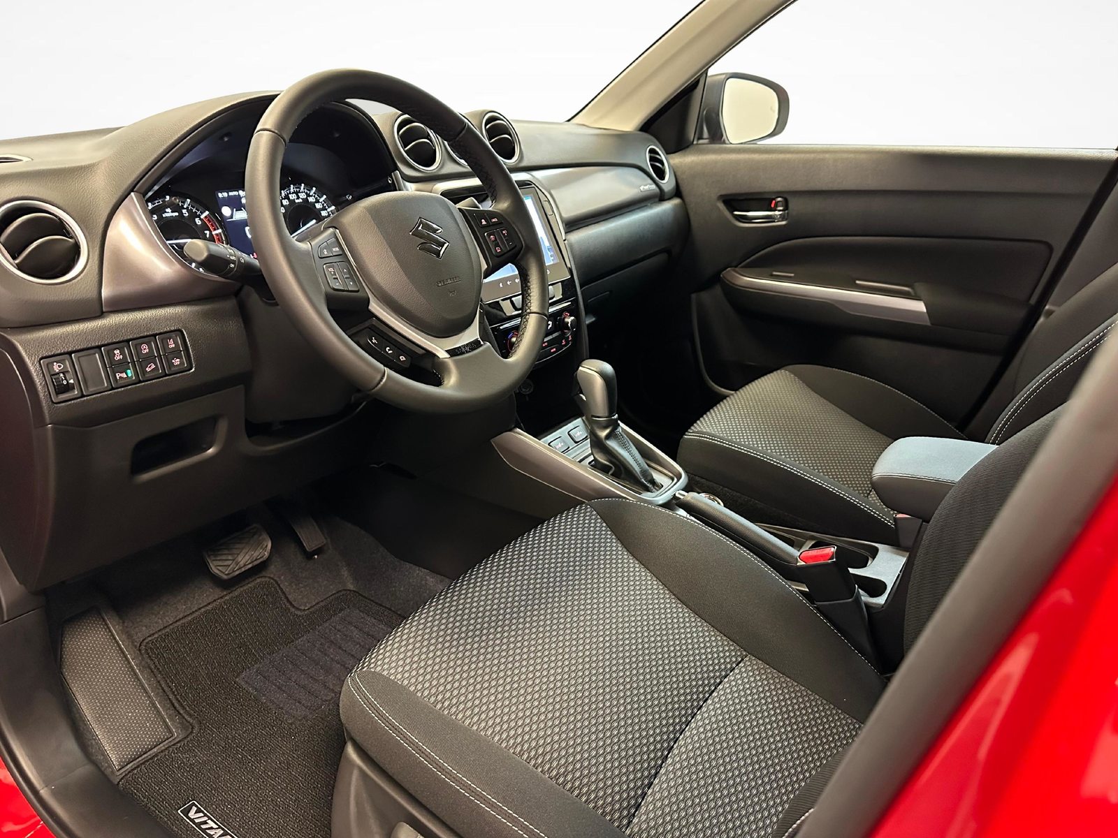 SUZUKI Vitara 1.4 T Sakura Hybrid 4x4, Mild-Hybrid Benzin/Elektro, Neuwagen, Automatik - 4