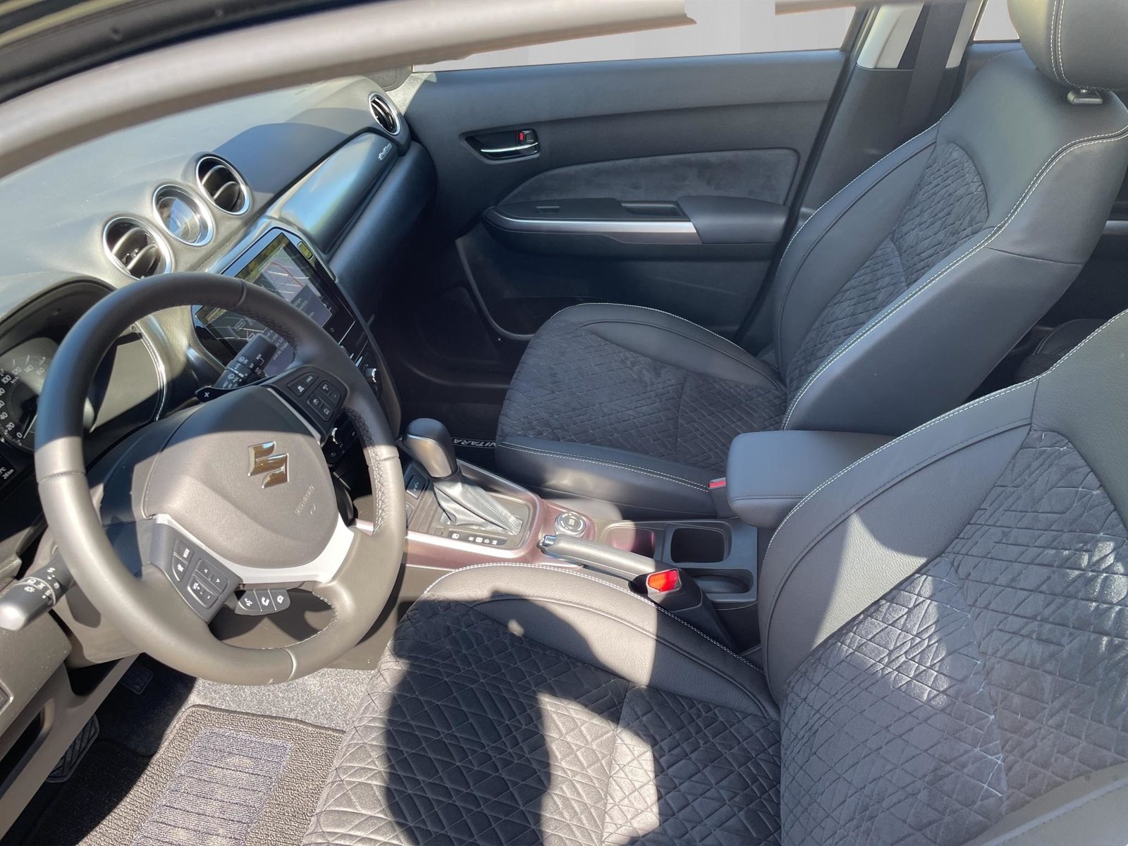 SUZUKI Vitara 1.4 T Compact Top Hybrid 4x4, Mild-Hybrid Benzin/Elektro, Neuwagen, Automatik - 6