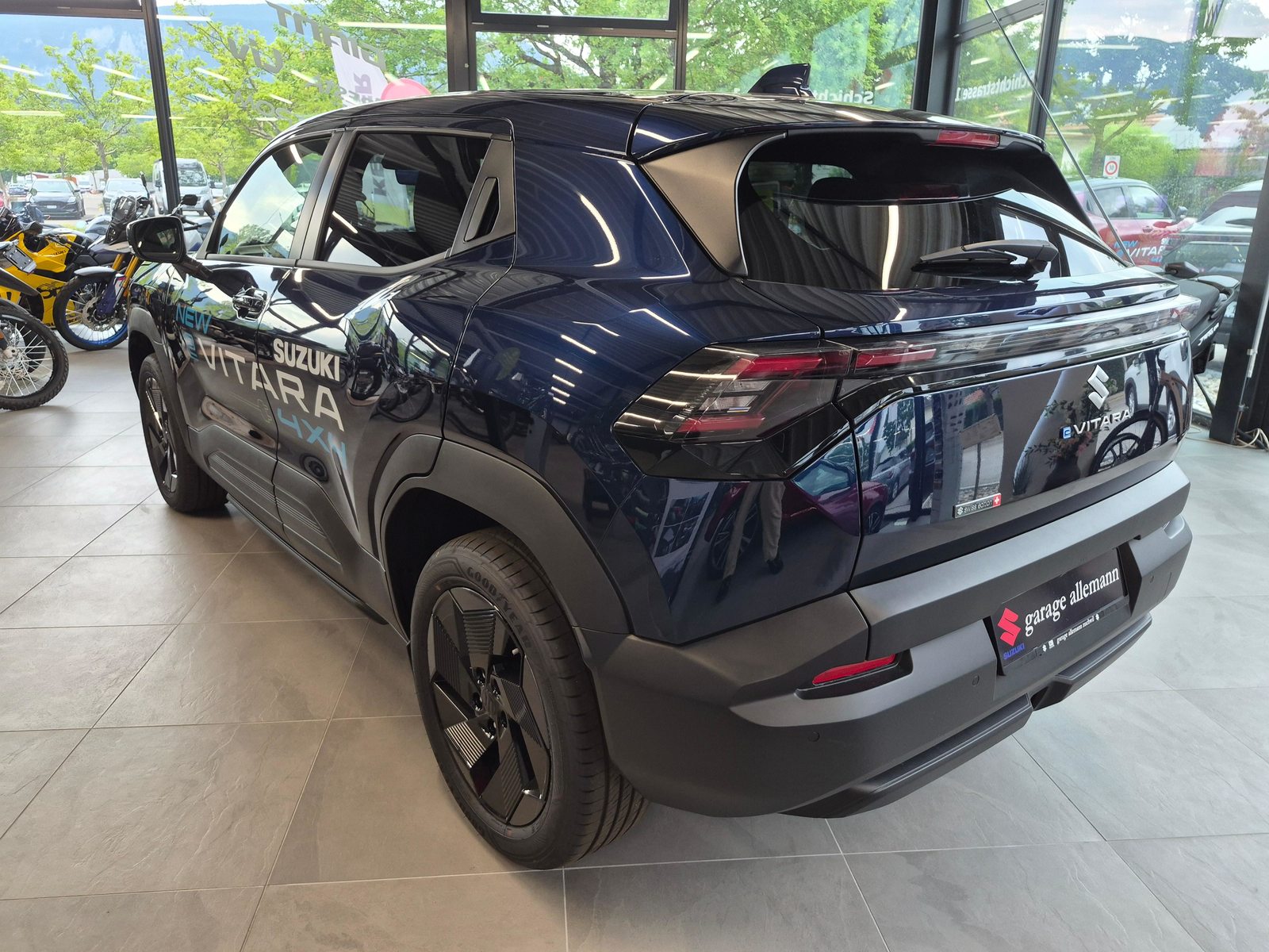 SUZUKI e Vitara Unico, Elettrica, Auto nuove, Automatico - 2