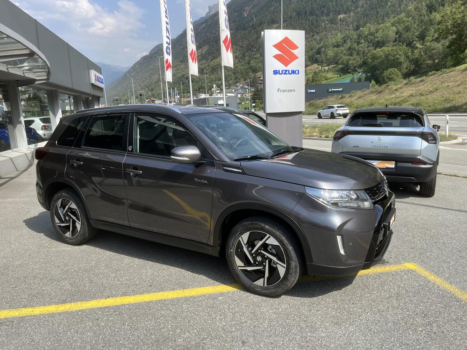 SUZUKI Vitara 1.4 T Piz Sulai Top Hybrid 4x4, Mild-Hybrid Petrol/Electric, New car, Automatic - 3