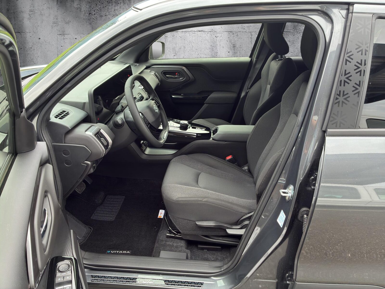 SUZUKI e Vitara Piz Sulai 4x4, Électrique, Voiture nouvelle, Automatique - 7