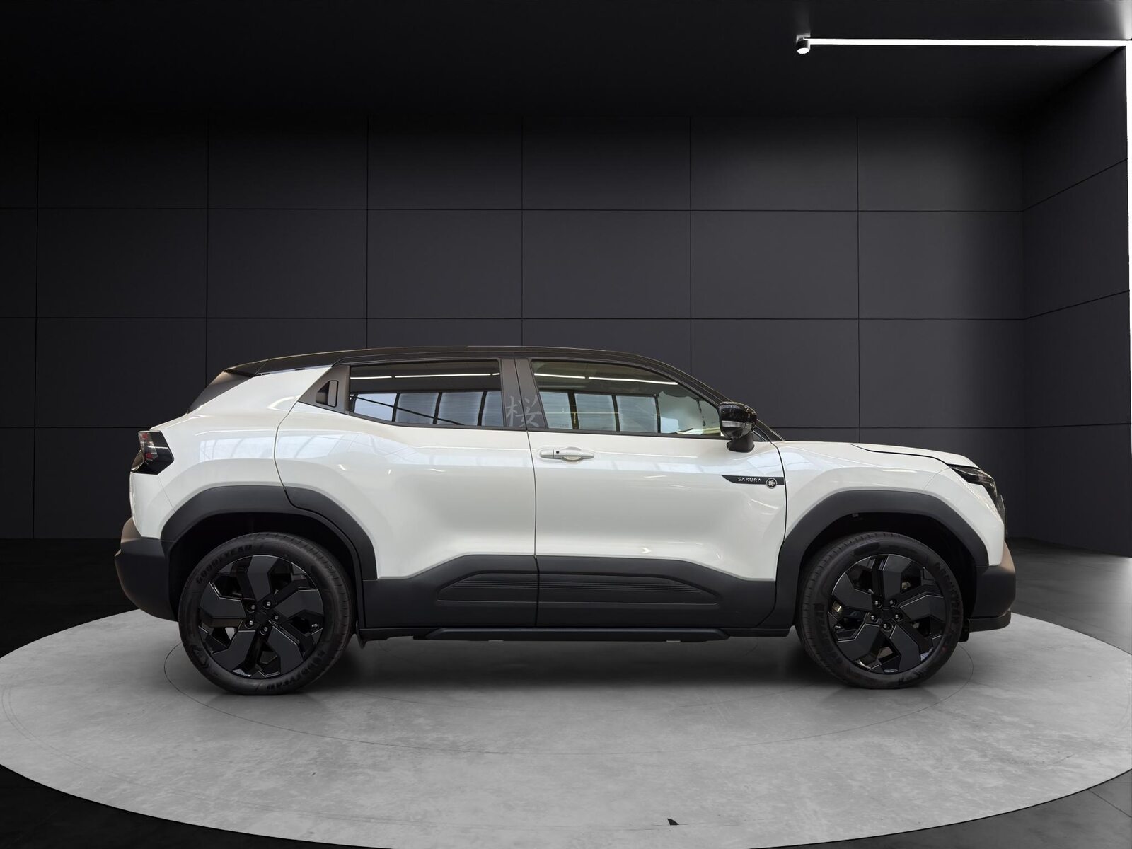 SUZUKI e Vitara Sakura Top 4x4, Elettrica, Auto nuove, Automatico - 6