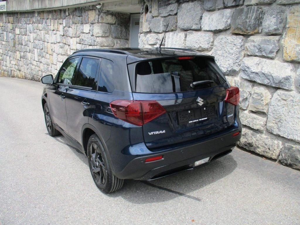 SUZUKI VITARA 1.4 T Black Edition Top Hybrid 4x4, Hybride Leggero Benzina/Elettrica, Auto nuove, Automatico - 3