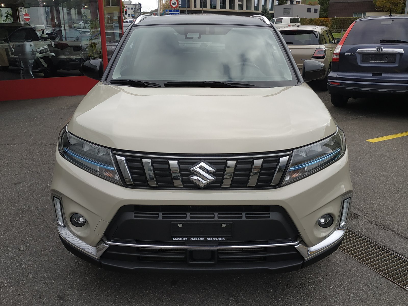 SUZUKI Vitara 1.4 Boosterjet Piz Sulai Hybrid Automatic, Voll-Hybrid Benzin/Elektro, Occasion / Gebraucht, Automatik - 3
