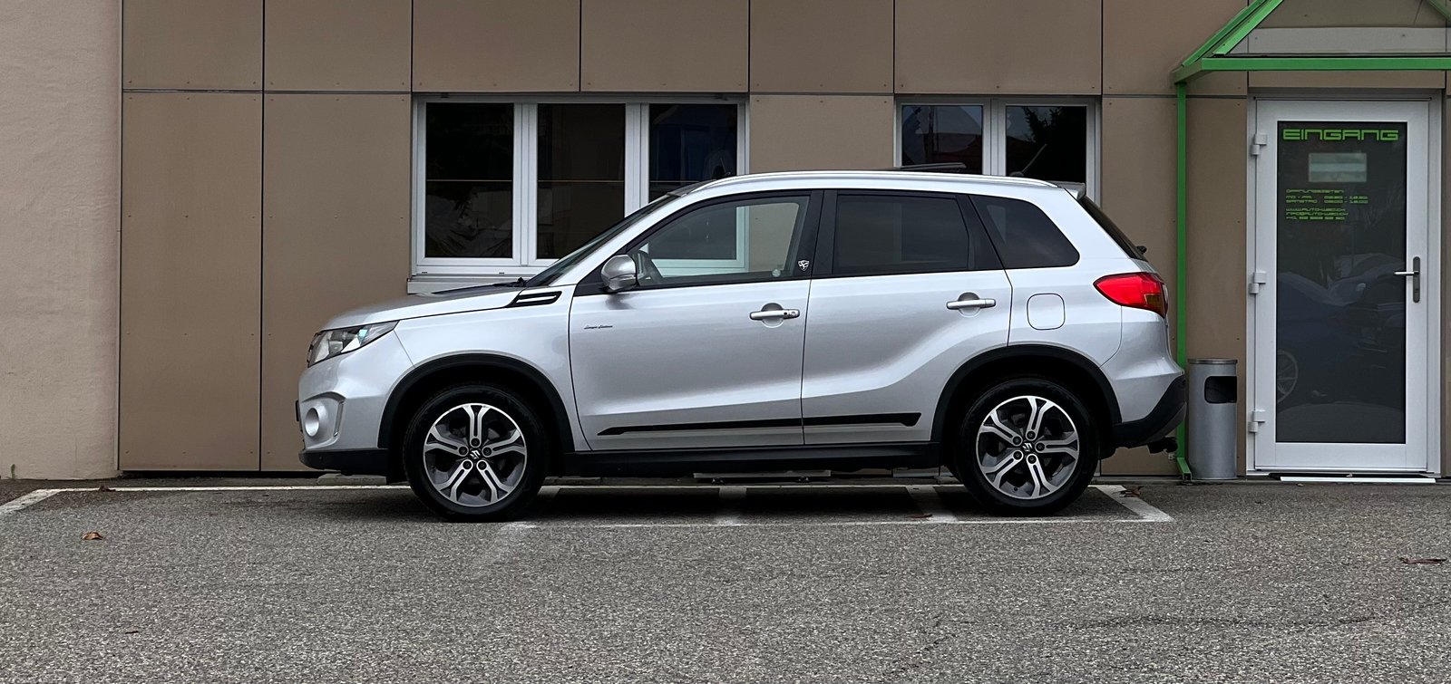 SUZUKI Vitara 1.6 TD Sergio Cellano Top TCSS I 4x4, Diesel, Occasion / Utilisé, Automatique - 7