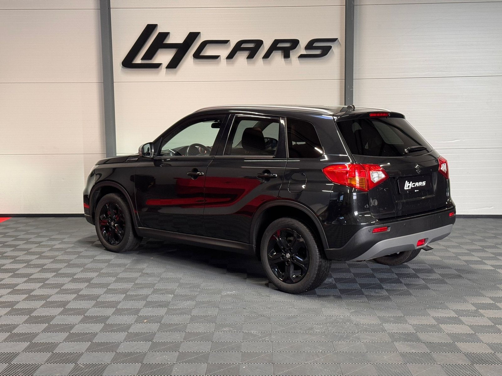 SUZUKI Vitara 1.4 T Compact Top 4x4, Benzin, Occasion / Gebraucht, Handschaltung - 3
