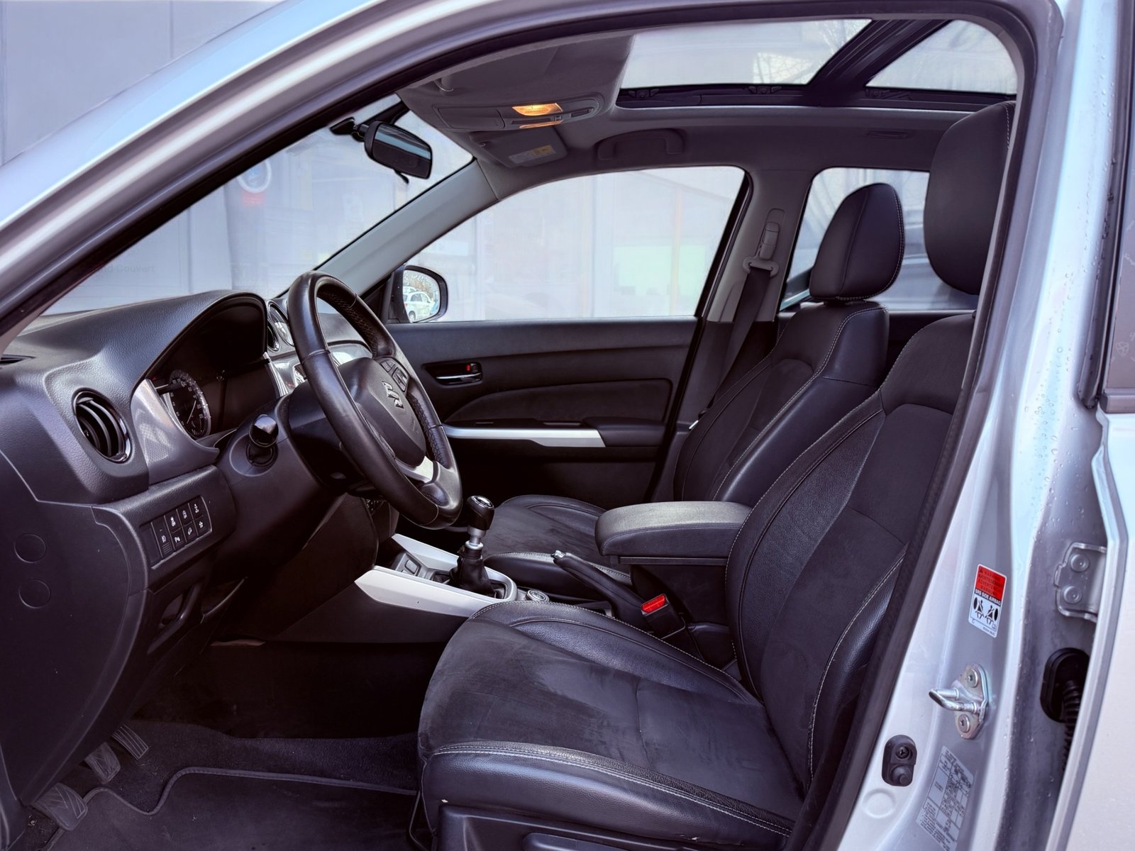 SUZUKI Vitara 1.6 TD Sergio Cellano Top, Diesel, Occasion / Utilisé, Manuelle - 6