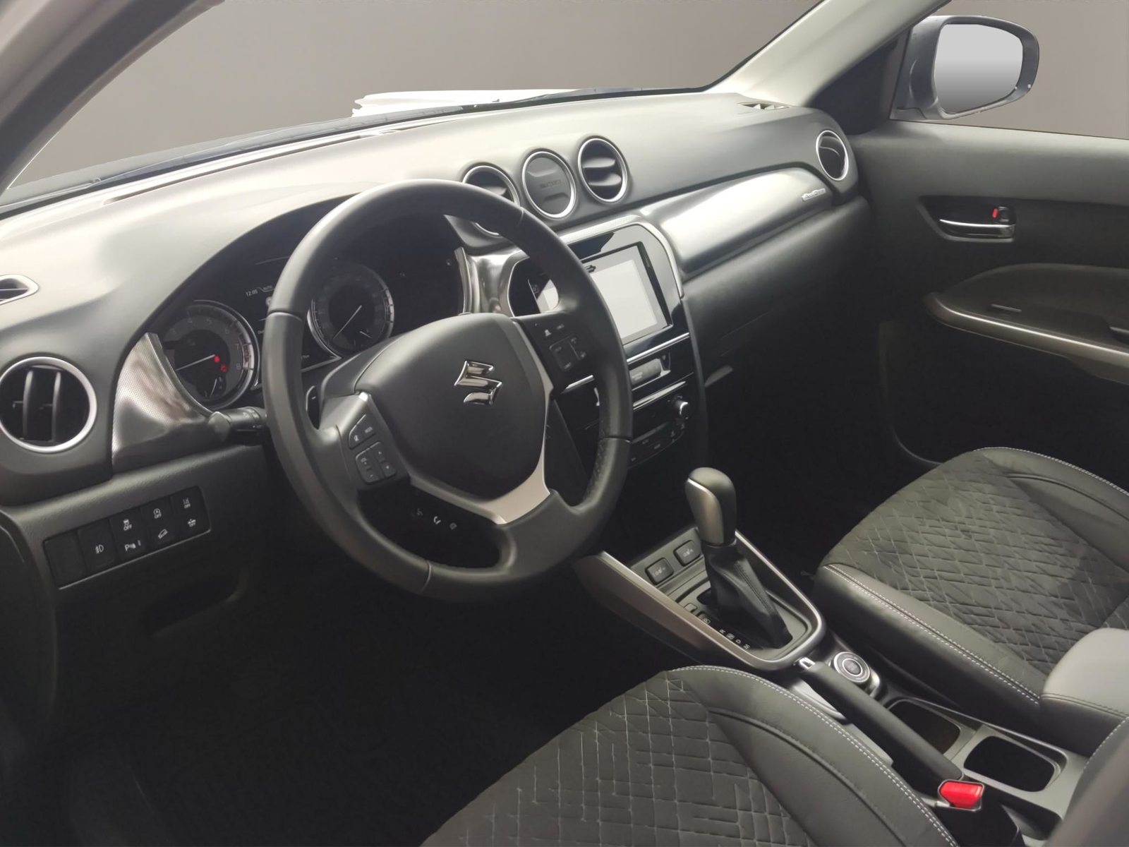 SUZUKI Vitara 1.4 T Compact Top Hybrid 4x4, Mild-Hybrid Petrol/Electric, Second hand / Used, Automatic - 6