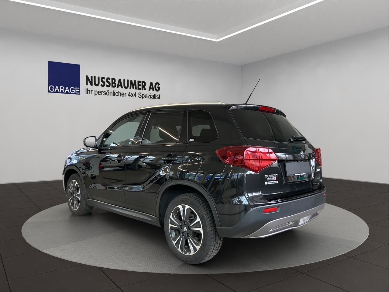 SUZUKI Vitara 1.4 T Compact Top 4x4, Essence, Occasion / Utilisé, Automatique - 2
