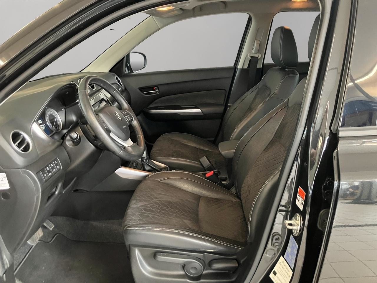 SUZUKI Vitara 1.4 T Compact Top 4x4, Essence, Occasion / Utilisé, Automatique - 4