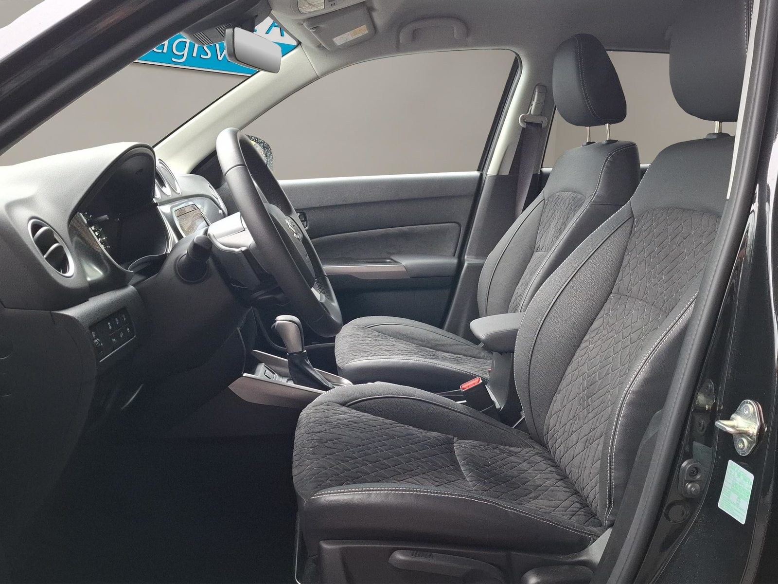 SUZUKI Vitara 1.4 T Compact Top Hybrid 4x4, Mild-Hybrid Benzin/Elektro, Occasion / Gebraucht, Automatik - 6