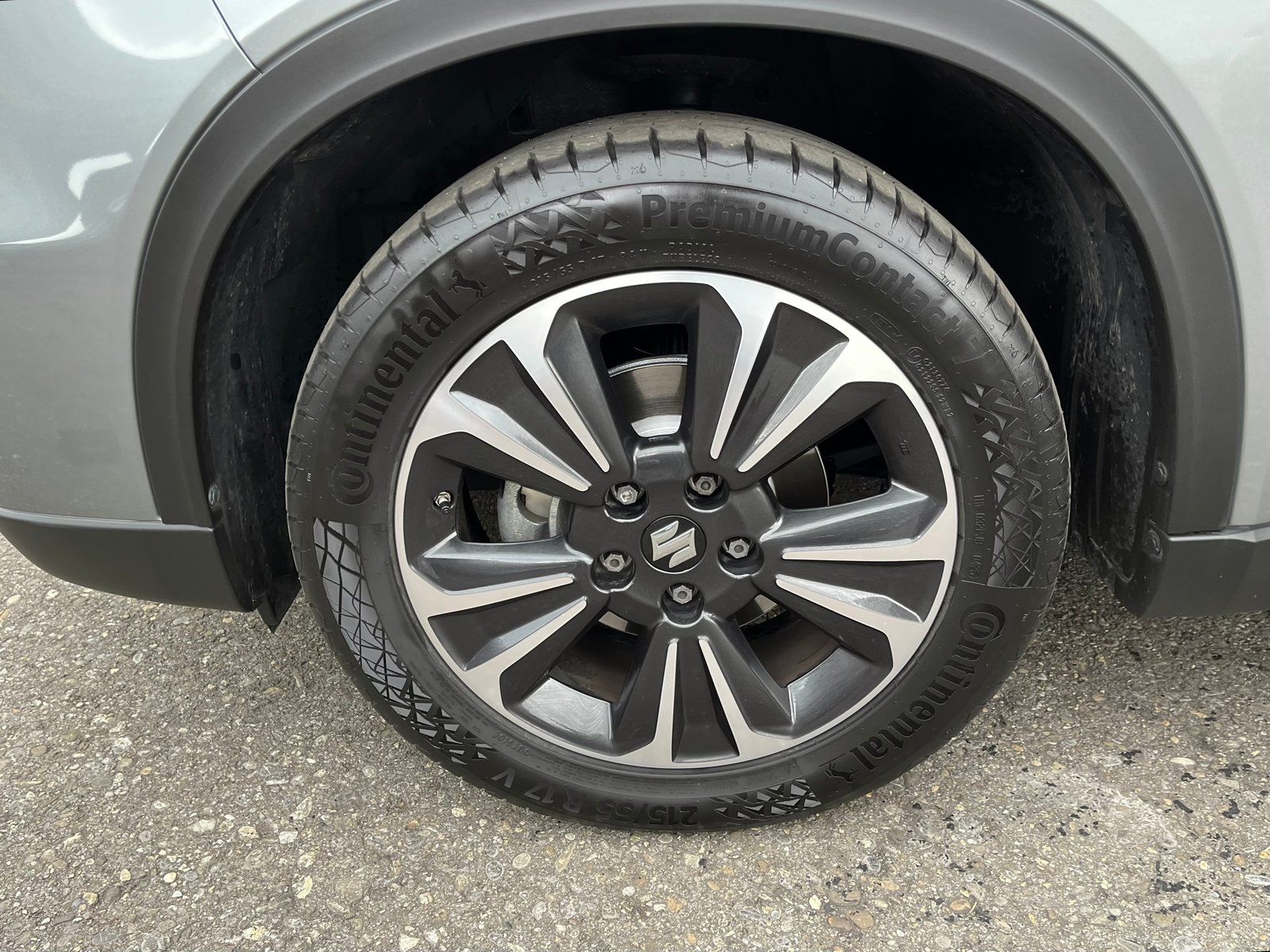 SUZUKI Vitara 1.4 Boosterjet Compact Top Automatic, Benzin, Occasion / Gebraucht, Automatik - 7