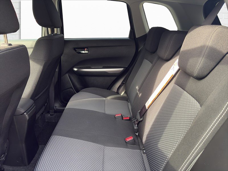 SUZUKI Vitara 1.4 T Compact+ Hybrid 4x4, Benzin, Occasion / Gebraucht, Handschaltung - 7