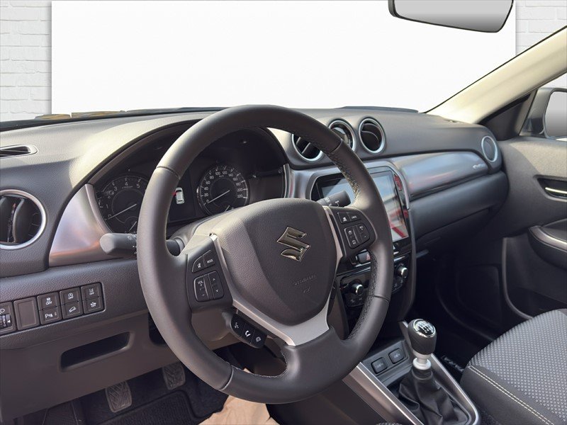 SUZUKI Vitara 1.4 T Compact+ Hybrid 4x4, Benzin, Occasion / Gebraucht, Handschaltung - 6