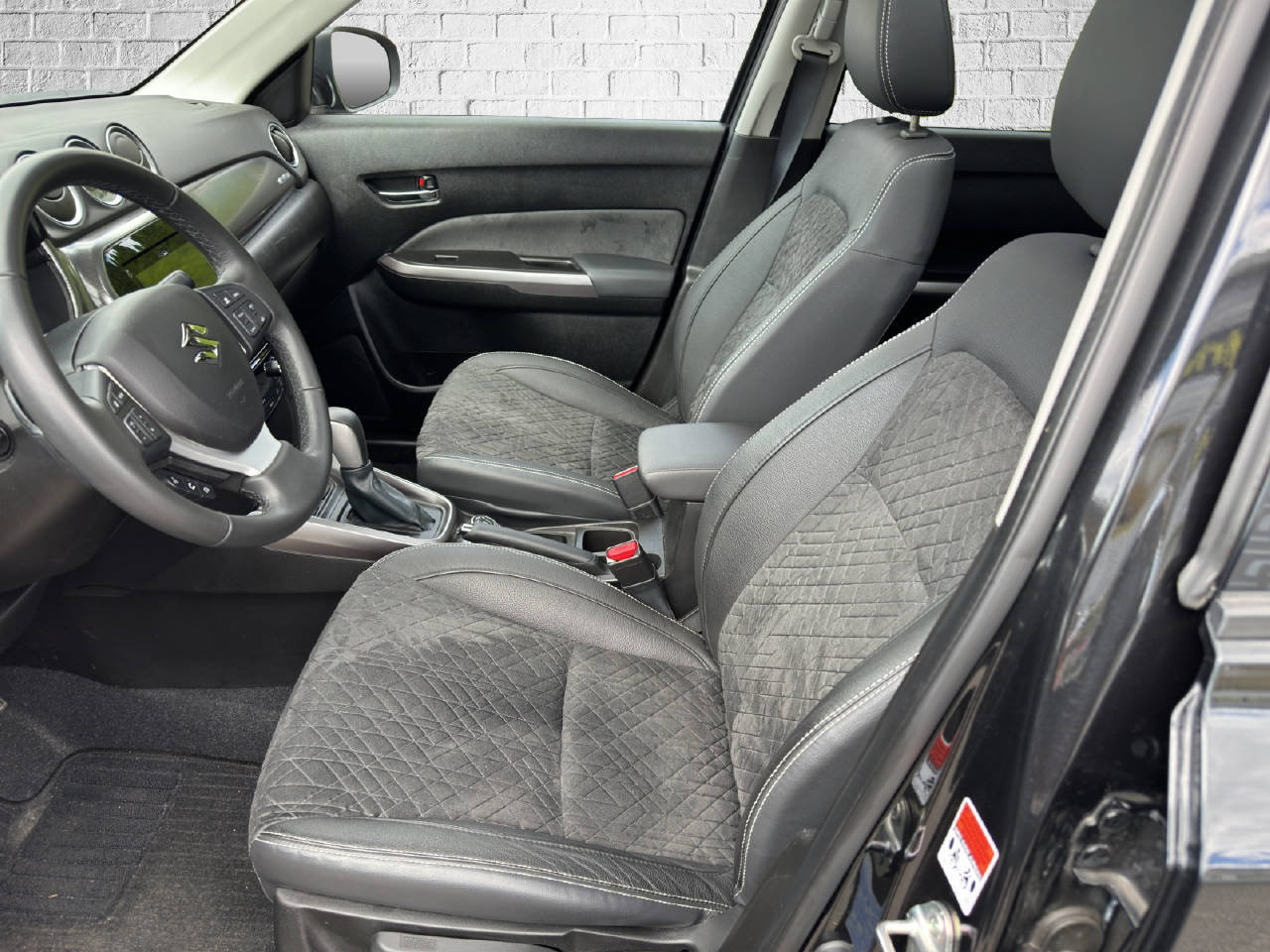 SUZUKI Vitara 1.4 T Compact Top Hybrid 4x4, Hybride Léger Essence/Électricité, Occasion / Utilisé, Automatique - 7