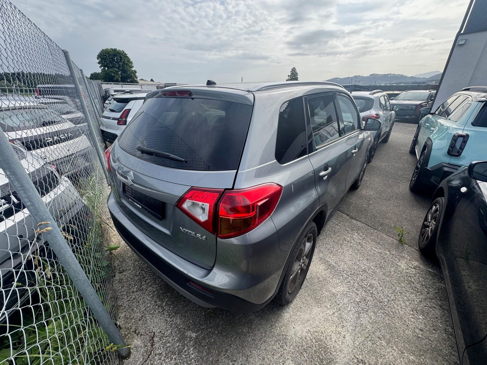 SUZUKI Vitara 1.6 Compact+, Petrol, Second hand / Used, Manual - 5