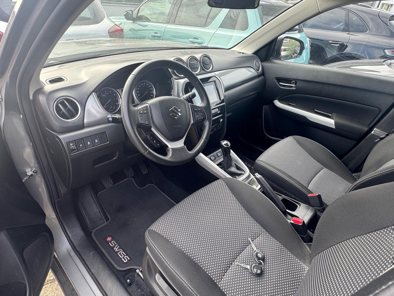 SUZUKI Vitara 1.6 Compact+, Petrol, Second hand / Used, Manual - 6