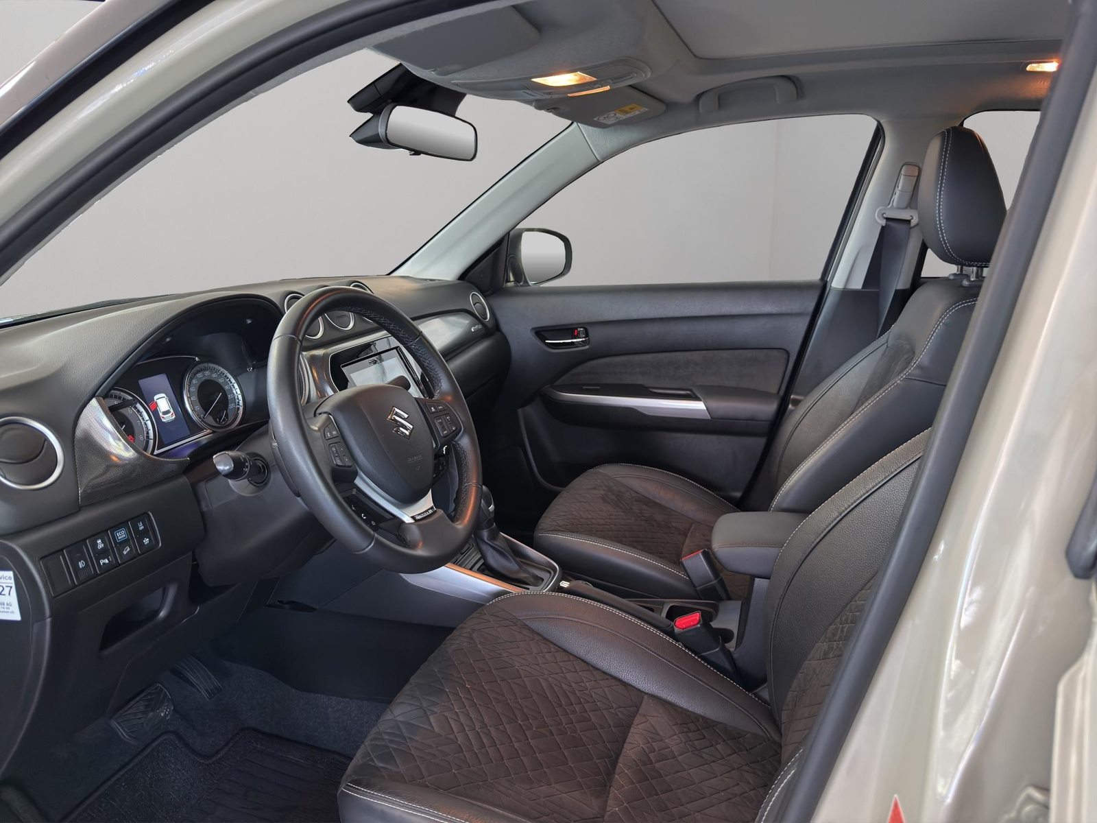 SUZUKI Vitara 1.5 Top Hybrid Edition 35 4x4, Hybride Intégral Essence/Électricité, Occasion / Utilisé, Automatique - 4