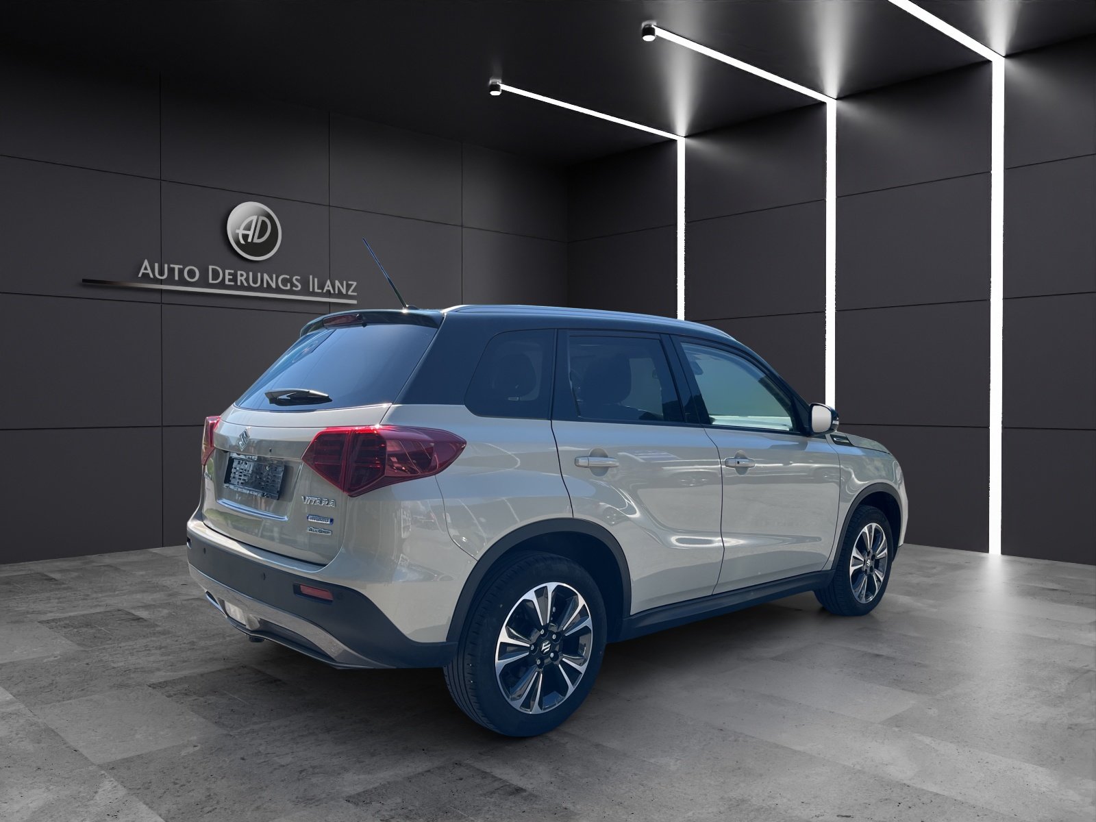 SUZUKI Vitara 1.4 T Compact Top Hybrid 4x4, Mild-Hybrid Petrol/Electric, Second hand / Used, Automatic - 3