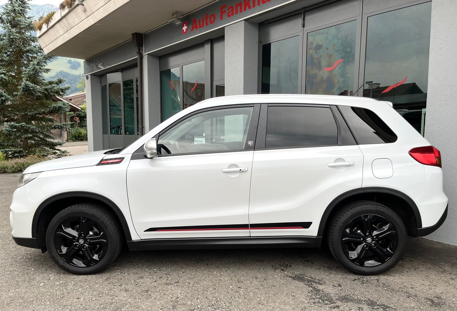 SUZUKI Vitara 1.4 Boosterjet Sergio Cellano Top, Benzin, Occasion / Gebraucht, Handschaltung - 4