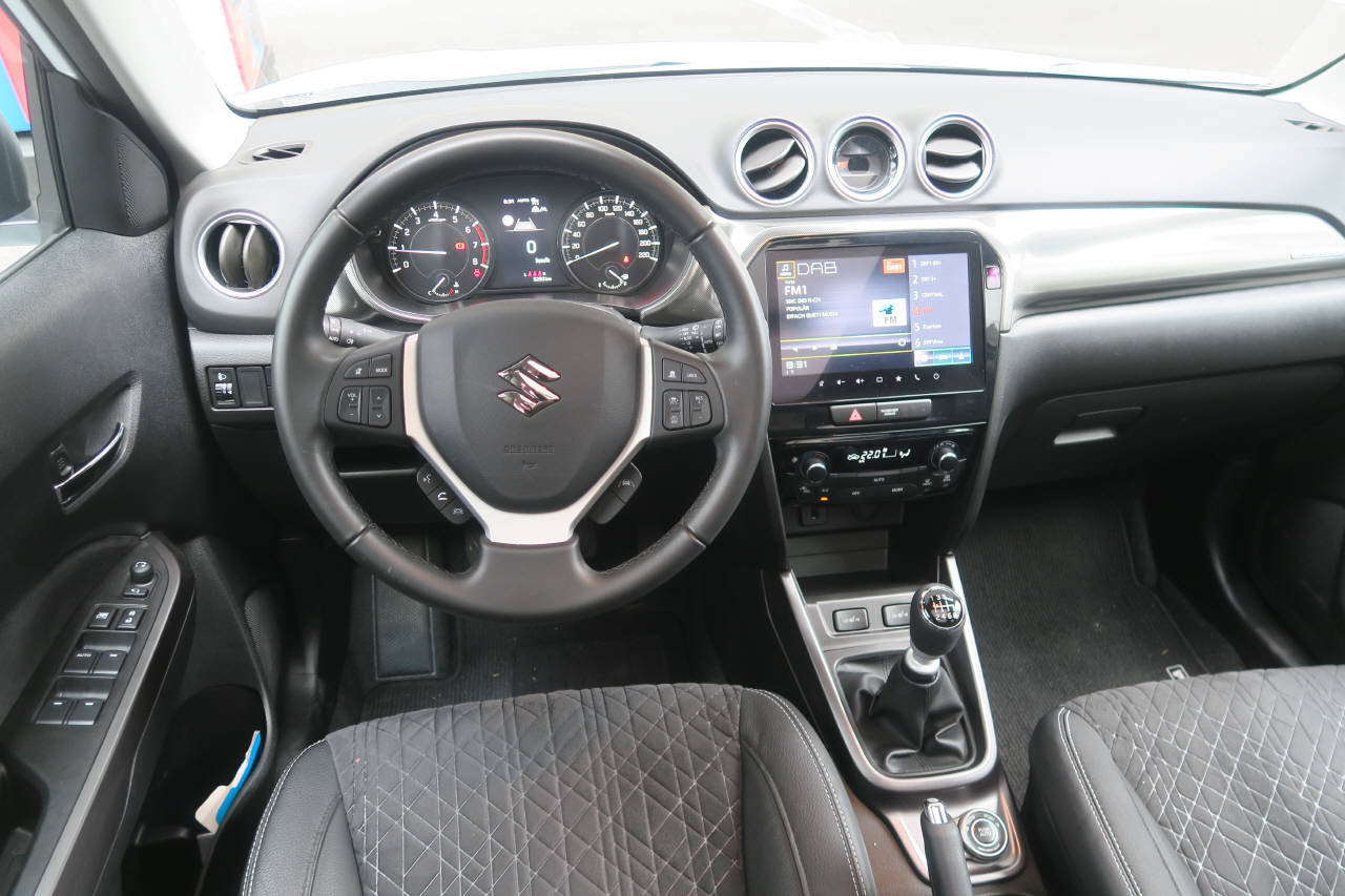 SUZUKI Vitara 1.4 T Compact Top Hybrid 4x4, Mild-Hybrid Benzin/Elektro, Occasion / Gebraucht, Handschaltung - 5