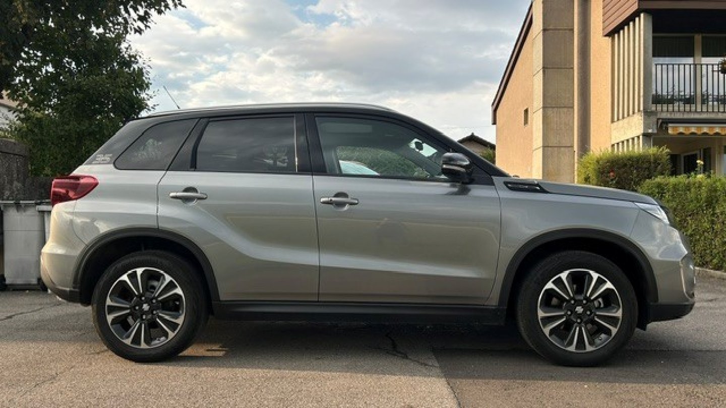 SUZUKI Vitara 1.5 Top Hybrid Edition 35 4x4, Hybride Intégral Essence/Électricité, Occasion / Utilisé, Automatique - 2
