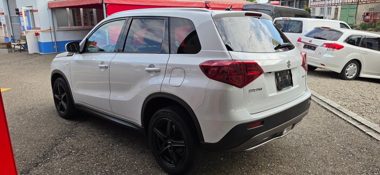 SUZUKI Vitara 1.4 Boosterjet Compact + Automatic, Benzin, Occasion / Gebraucht, Automatik - 5