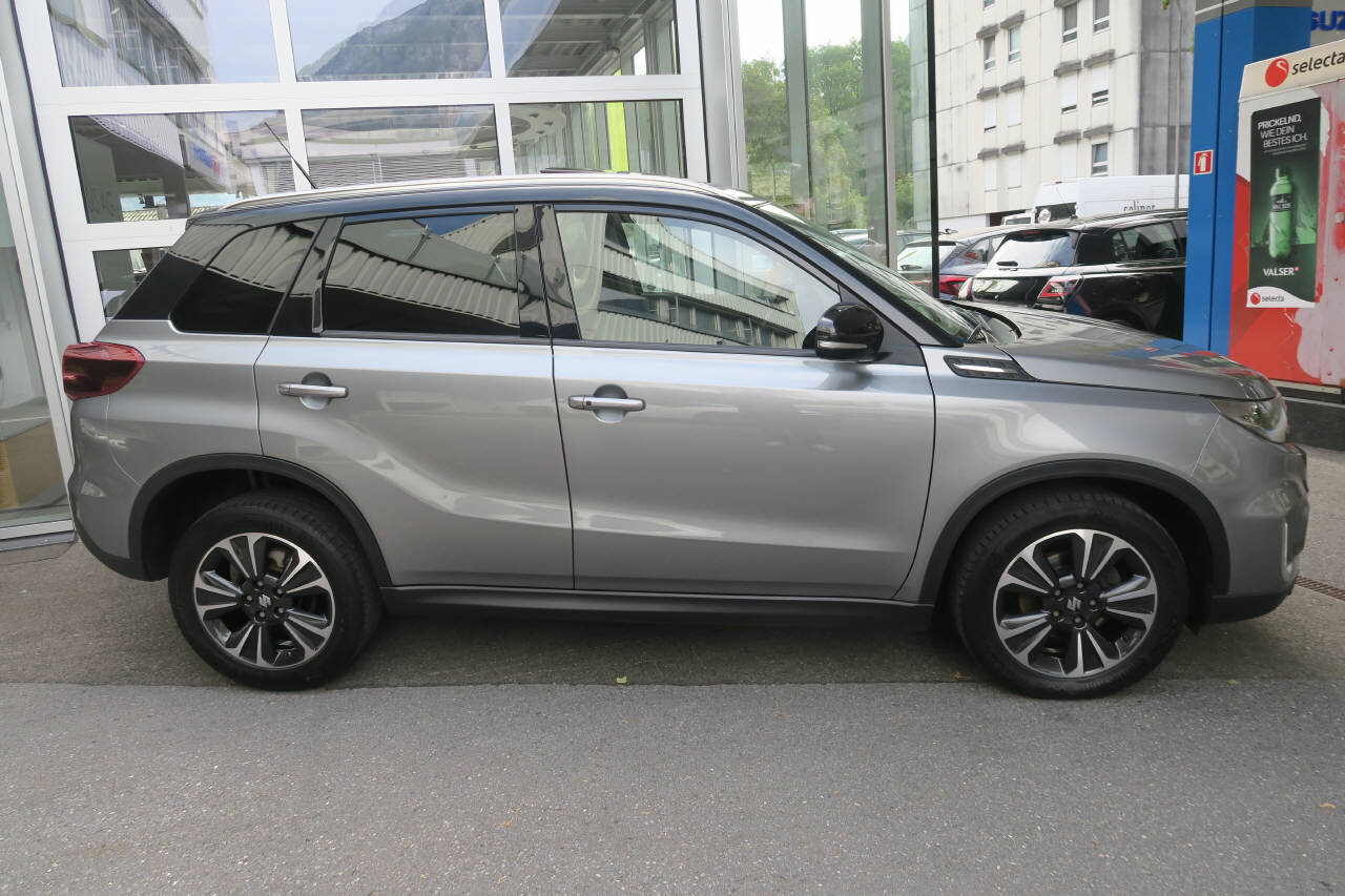 SUZUKI Vitara 1.5 Compact Top Hybrid 4x4, Hybride Intégral Essence/Électricité, Occasion / Utilisé, Automatique - 2