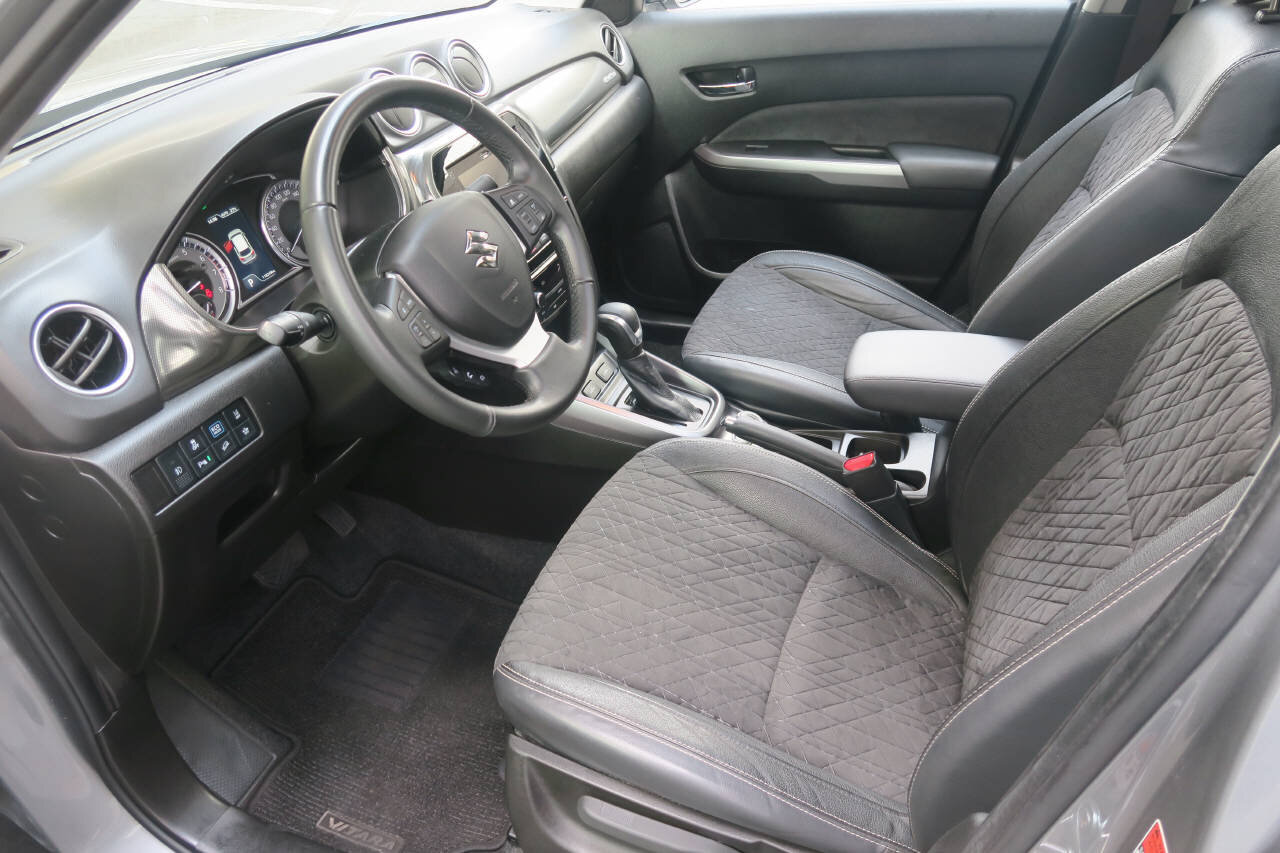 SUZUKI Vitara 1.5 Compact Top Hybrid 4x4, Hybride Intégral Essence/Électricité, Occasion / Utilisé, Automatique - 4