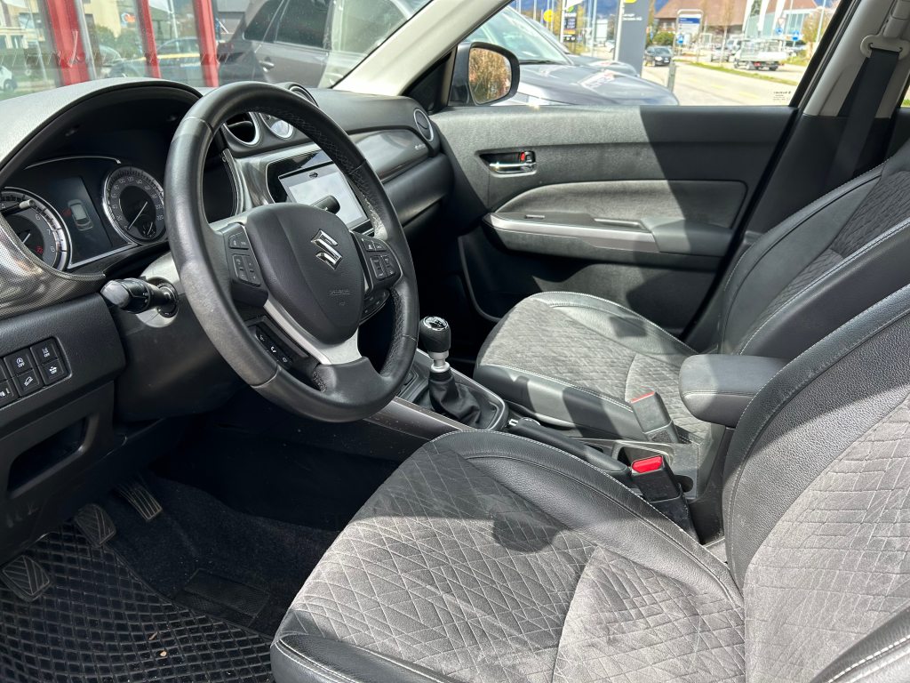 SUZUKI VITARA 1.4 T Compact Top 4x4, Benzin, Occasion / Gebraucht, Handschaltung - 5