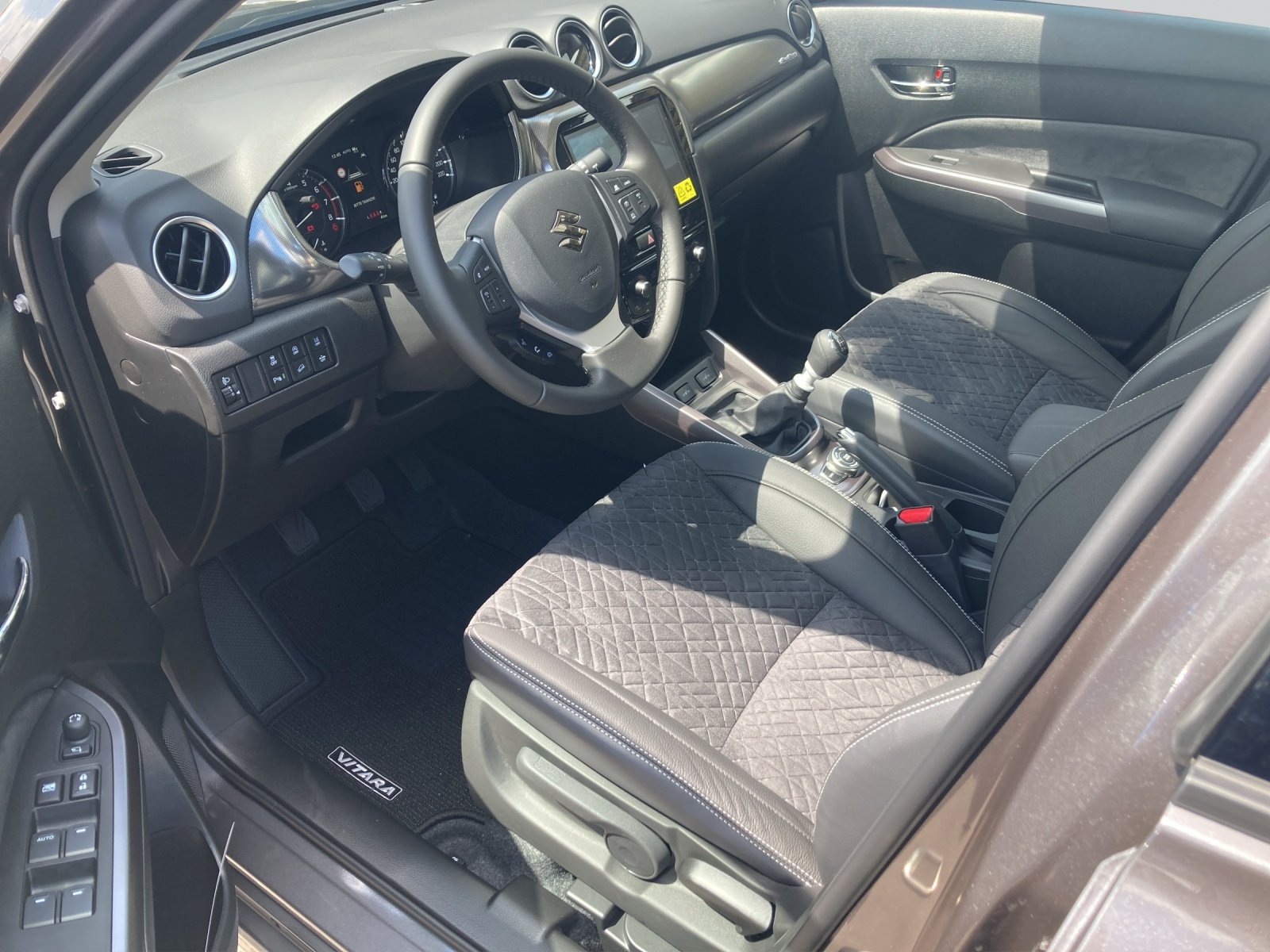 SUZUKI Vitara 1.4 T Compact Top Hybrid 4x4, Hybride Léger Essence/Électricité, Voiture de démonstration, Manuelle - 7