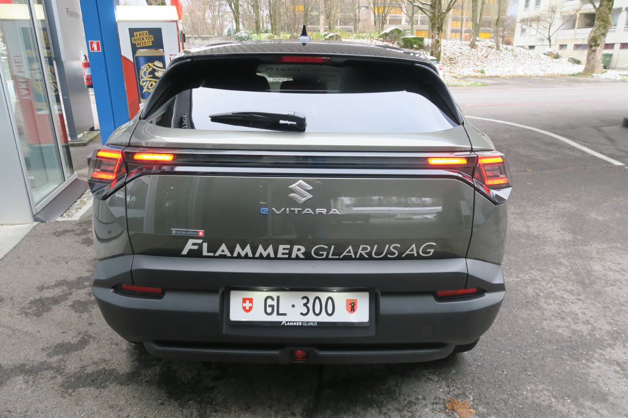 SUZUKI e Vitara Compact Top 4x4, Elektro, Vorführwagen, Automatik - 3