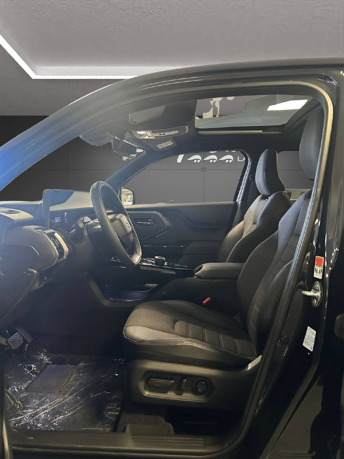 SUZUKI e Vitara Compact Top 4x4, Elektro, Vorführwagen, Automatik - 3