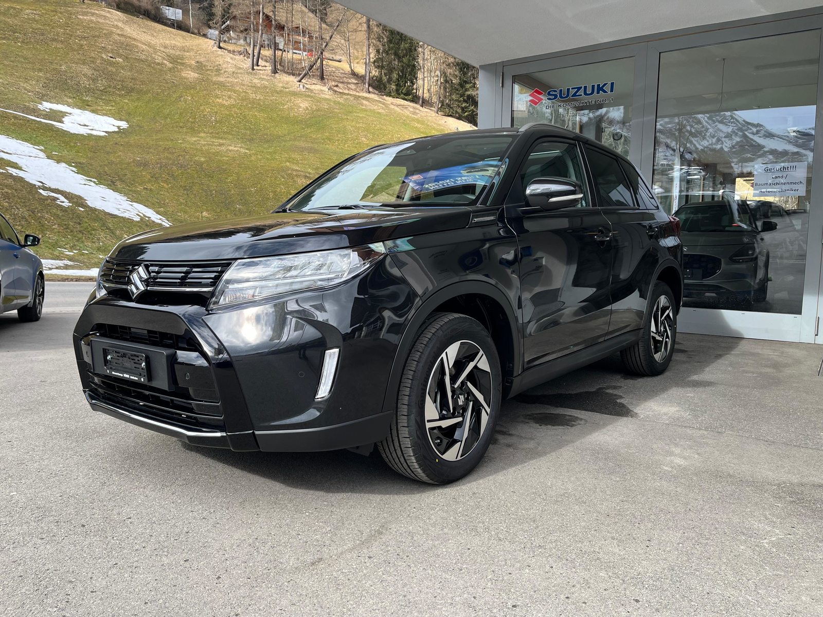 SUZUKI Vitara 1.5 Compact Top Hybrid 4x4, Voll-Hybrid Benzin/Elektro, Vorführwagen, Automatik - 2