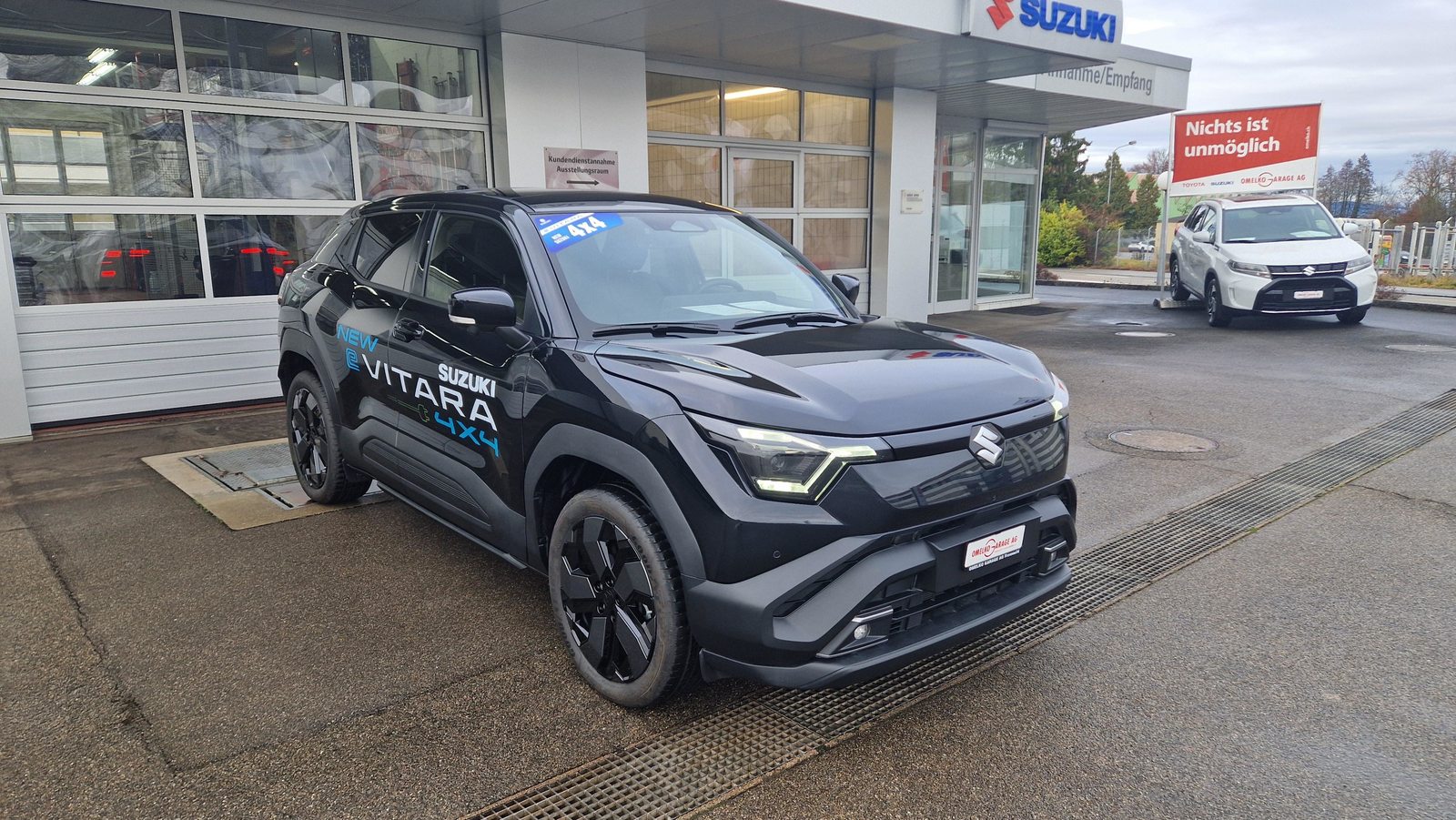 SUZUKI e Vitara Compact Top 4x4, Électrique, Voiture de démonstration, Automatique - 2