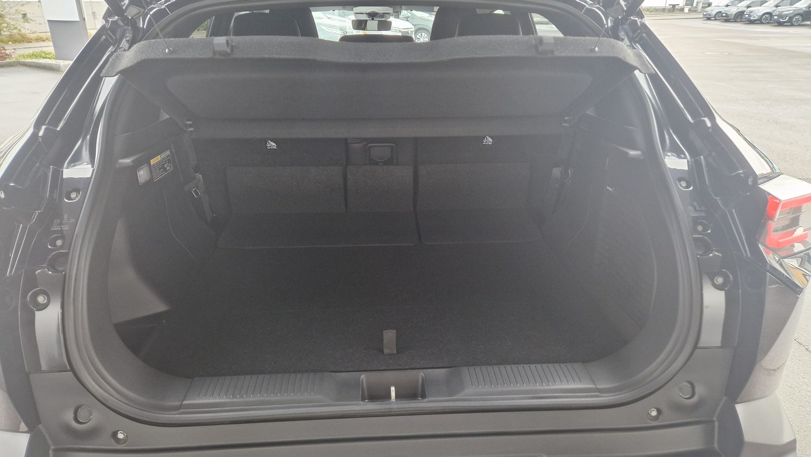 SUZUKI e Vitara Compact Top 4x4, Électrique, Voiture de démonstration, Automatique - 6