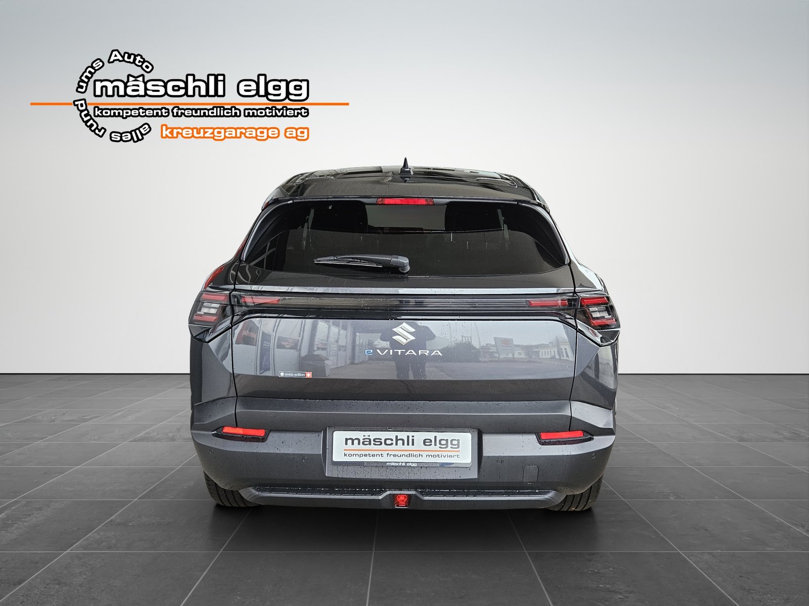 SUZUKI e Vitara Compact Top 4x4, Electric, Ex-demonstrator, Automatic - 3