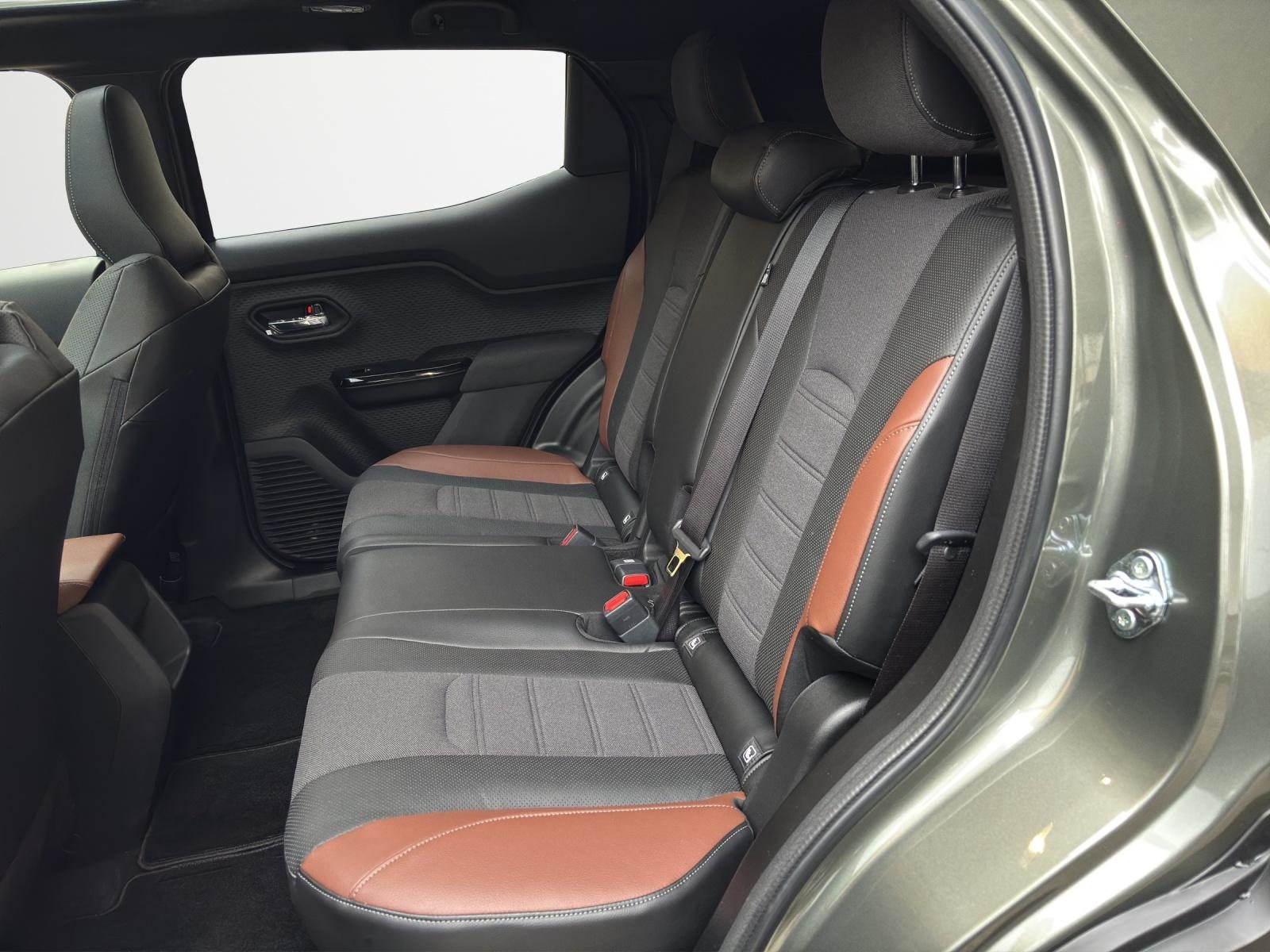 SUZUKI e Vitara Compact Top 4x4, Elektro, Vorführwagen, Automatik - 6