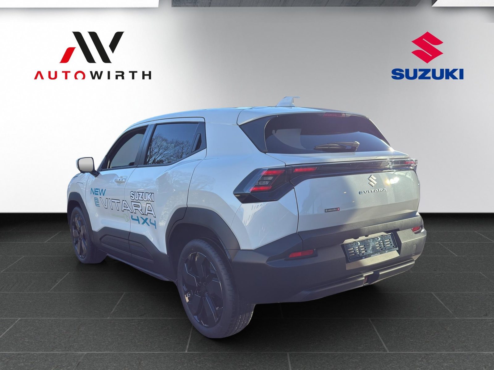 SUZUKI e Vitara Compact Top 4x4, Electric, Ex-demonstrator, Automatic - 7