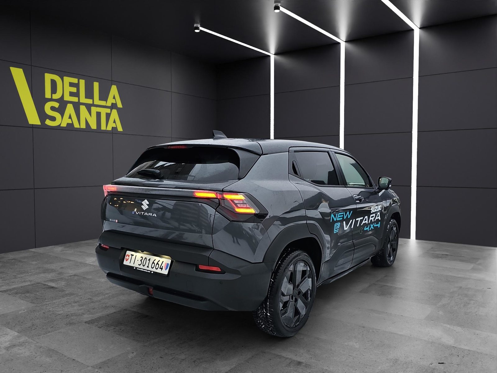 SUZUKI e Vitara Compact Top 4x4, Elettrica, Auto dimostrativa, Automatico - 5