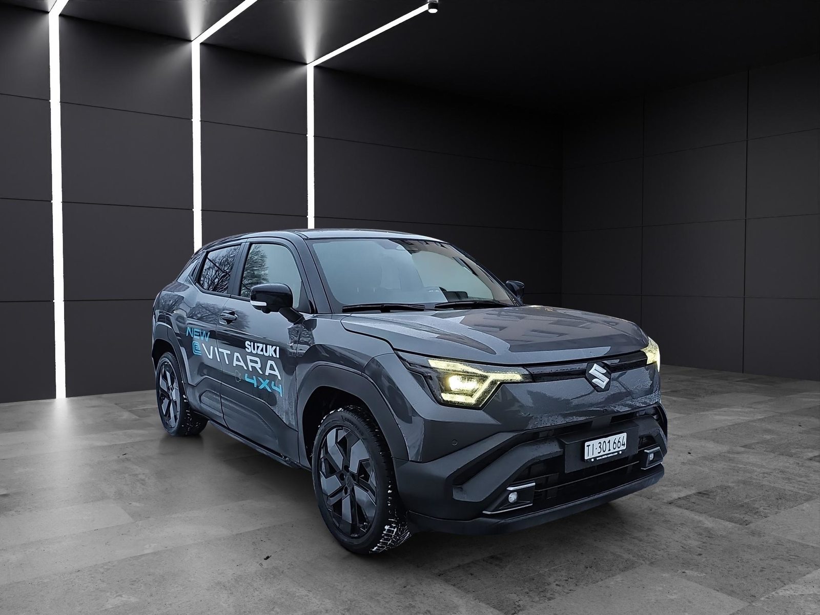 SUZUKI e Vitara Compact Top 4x4, Elettrica, Auto dimostrativa, Automatico - 7