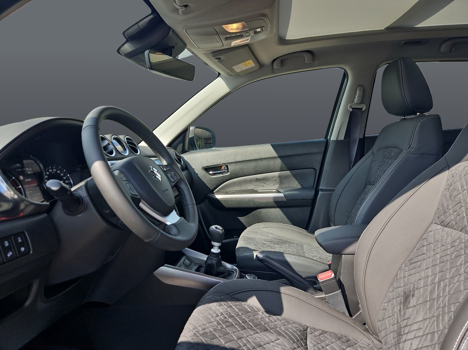 SUZUKI Vitara 1.4 Boosterjet Compact Top Hybrid 4x4, Hybride Intégral Essence/Électricité, Voiture de démonstration, Manuelle - 7