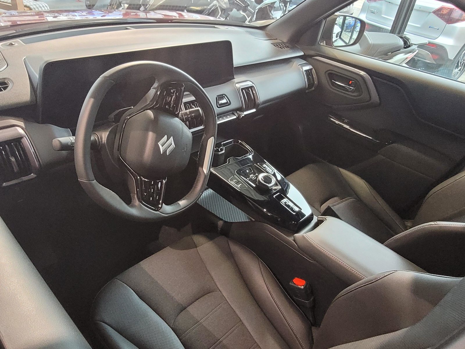 SUZUKI e Vitara Compact Top, Elektro, Vorführwagen, Automatik - 5