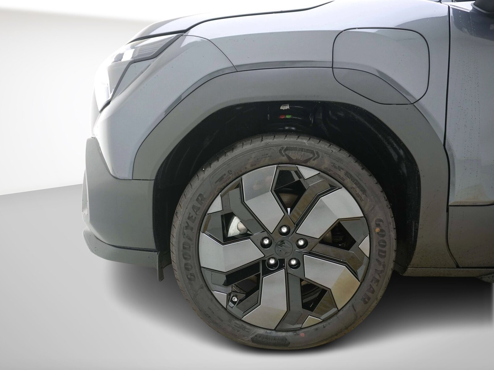 SUZUKI e Vitara Compact Top 4x4, Electric, Ex-demonstrator, Automatic - 6