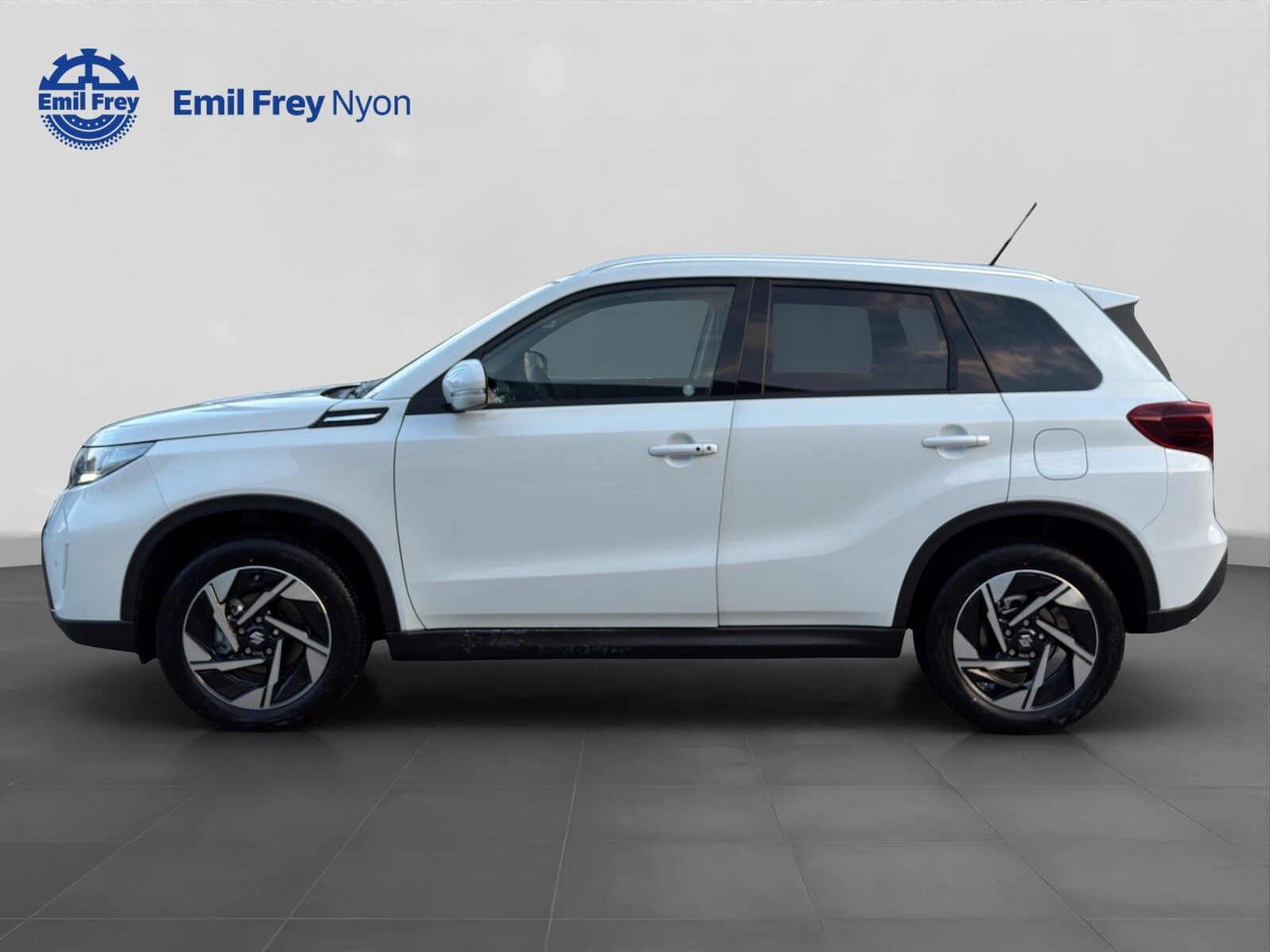 SUZUKI Vitara 1.4 T Compact Top Hybrid 4x4, Mild-Hybrid Benzin/Elektro, Vorführwagen, Automatik - 3