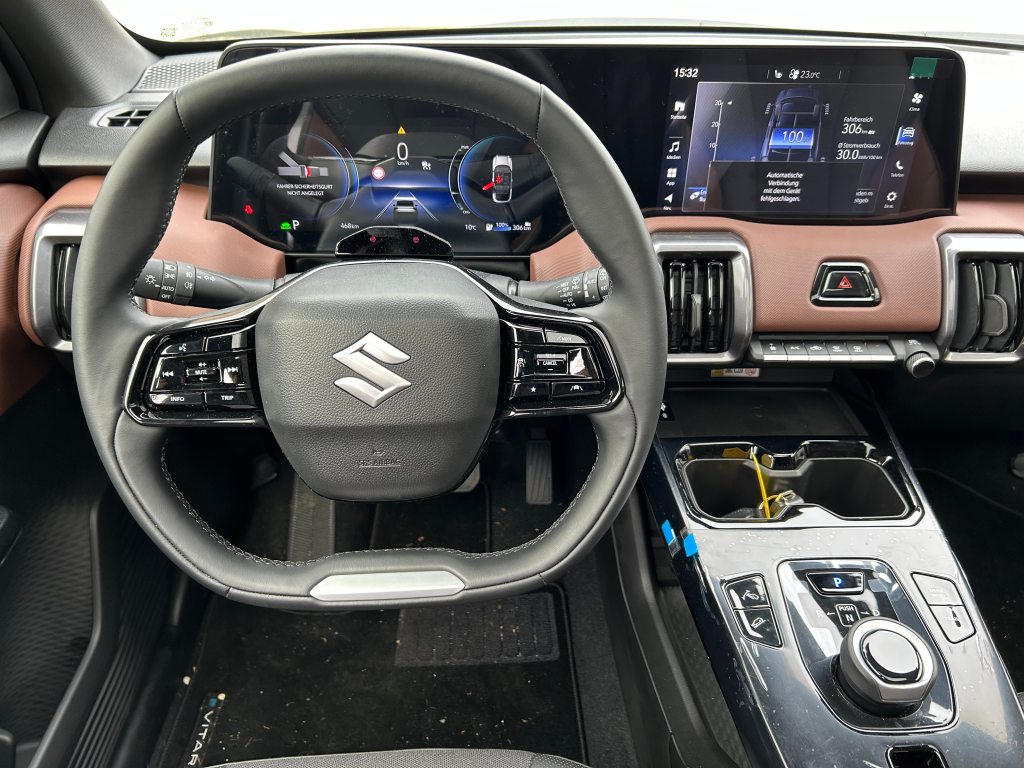 SUZUKI VITARA Compact Top 4x4, Électrique, Voiture de démonstration, Automatique - 4