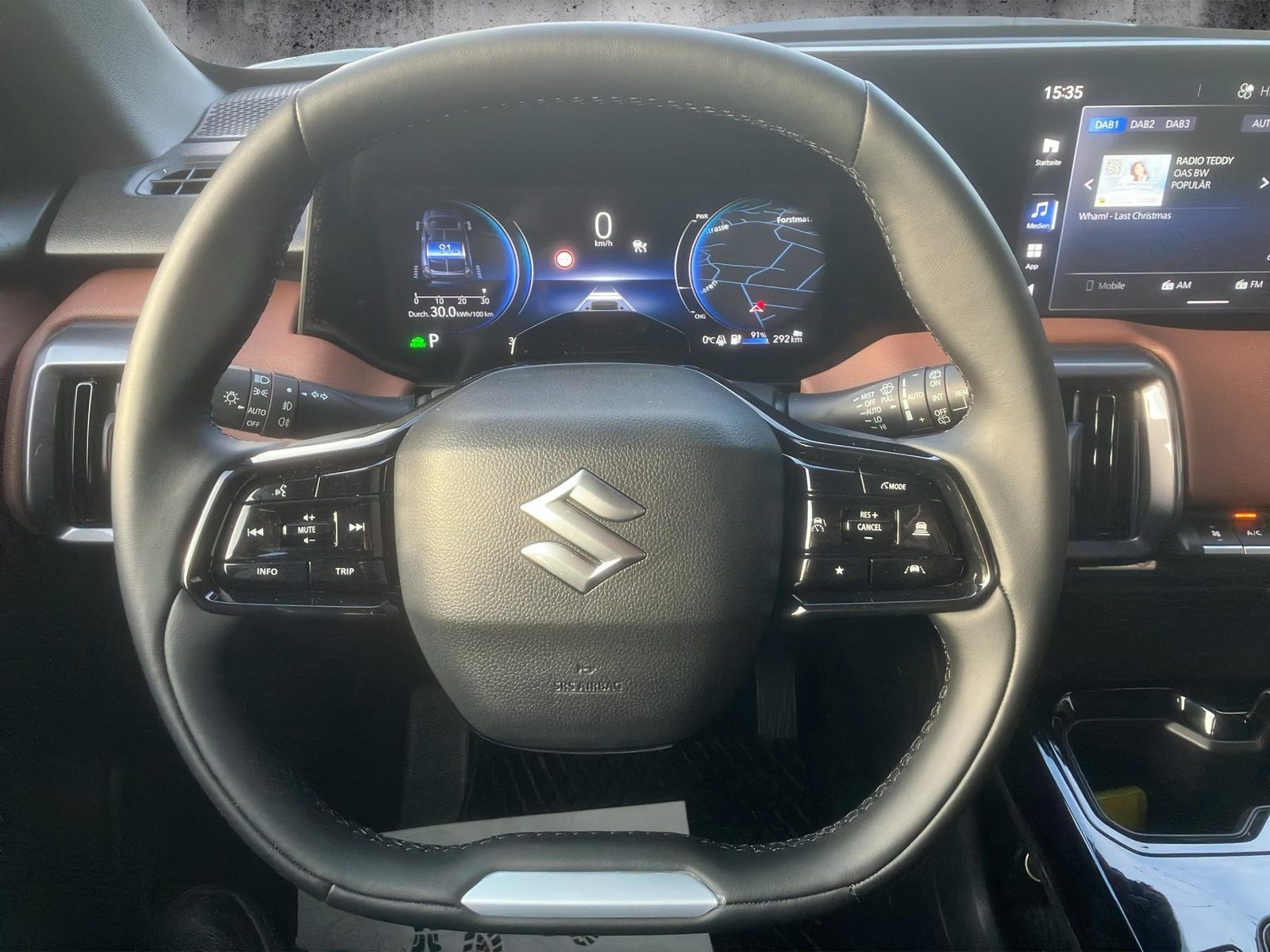 SUZUKI e Vitara Compact Top 4x4, Electric, New car, Automatic - 7