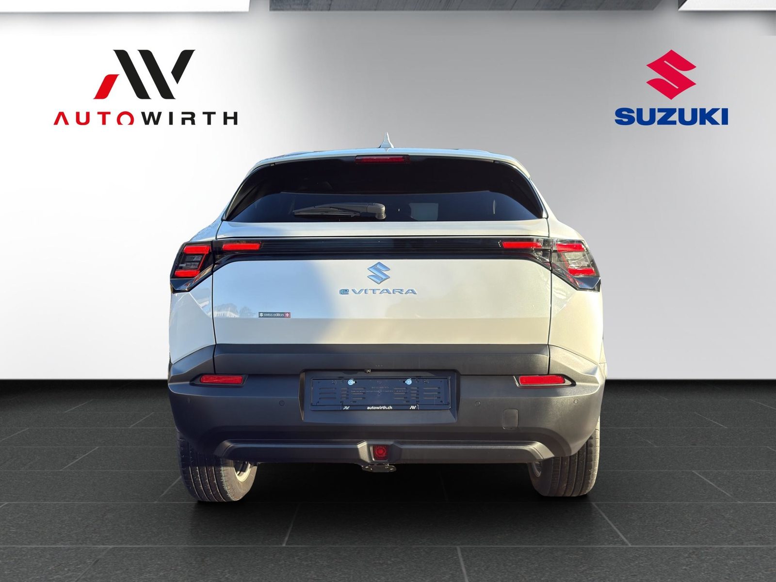 SUZUKI e Vitara Compact Top 4x4, Électrique, Voiture nouvelle, Automatique - 6