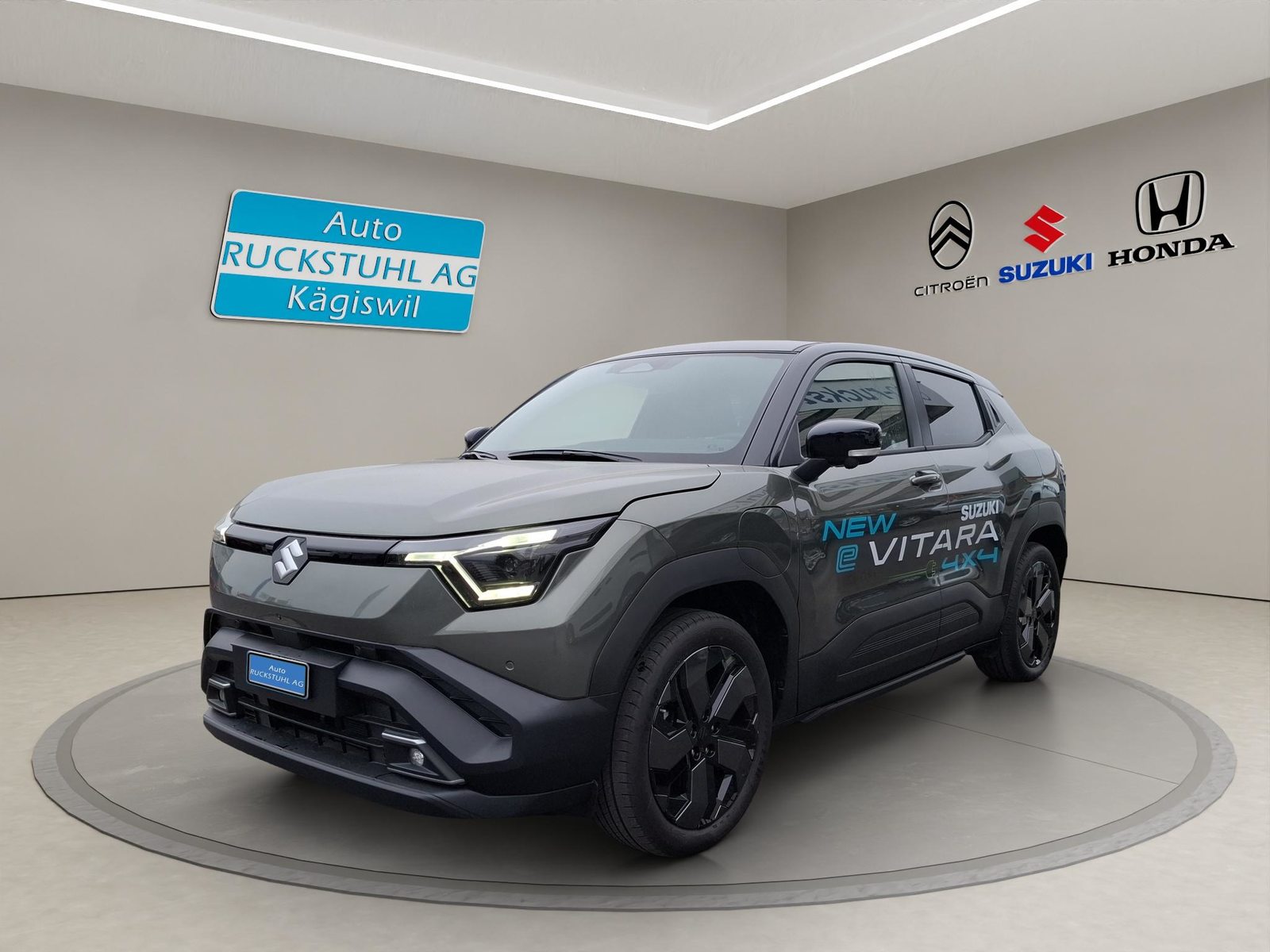 SUZUKI e Vitara Compact Top 4x4, Elettrica, Auto nuove, Automatico