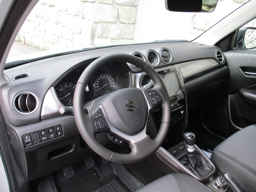 SUZUKI Vitara 1.4 T Compact+ Hybrid 4x4, Hybride Léger Essence/Électricité, Voiture nouvelle, Manuelle - 4